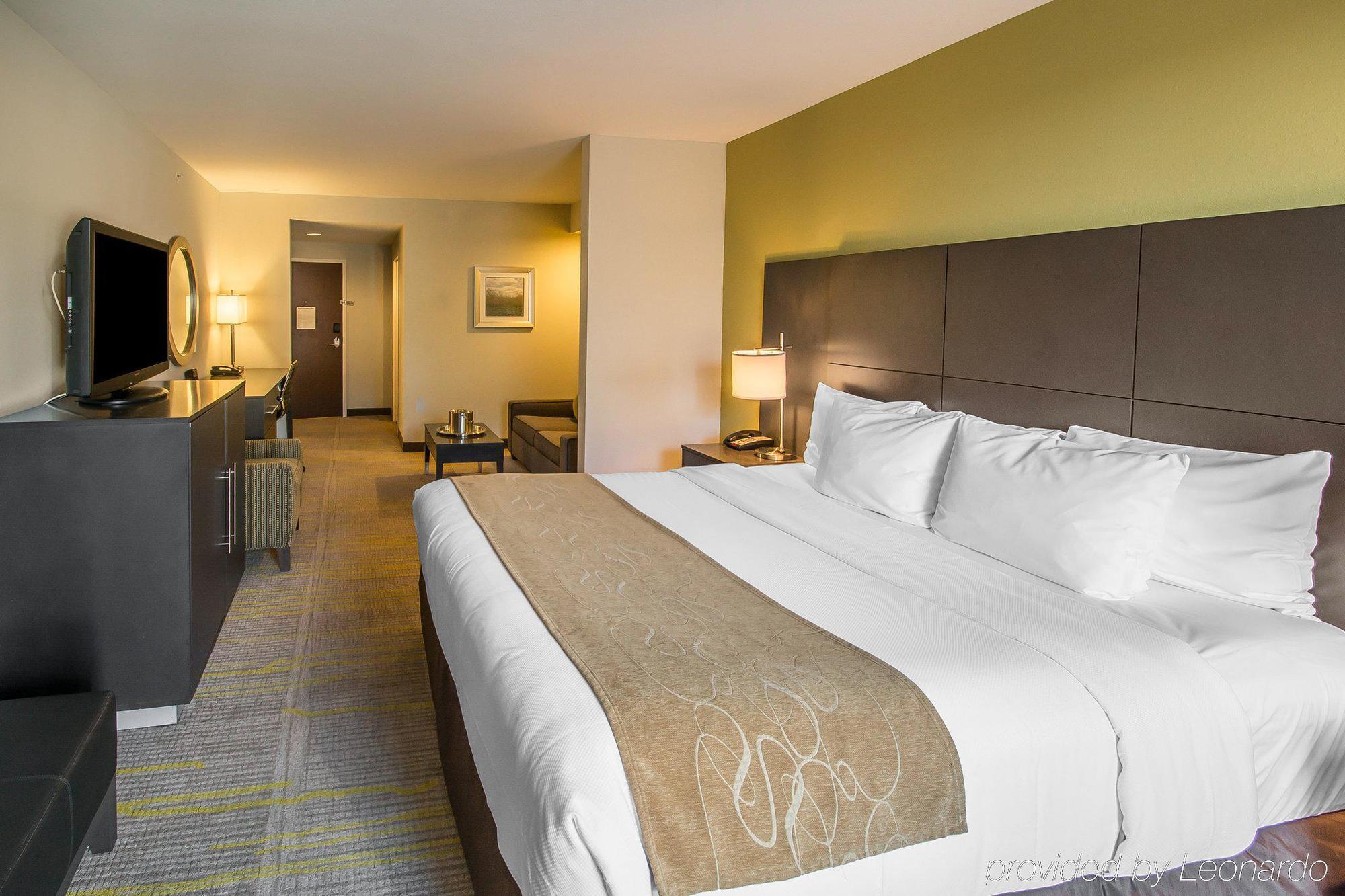 Comfort Miami Airport North Hotel 3*