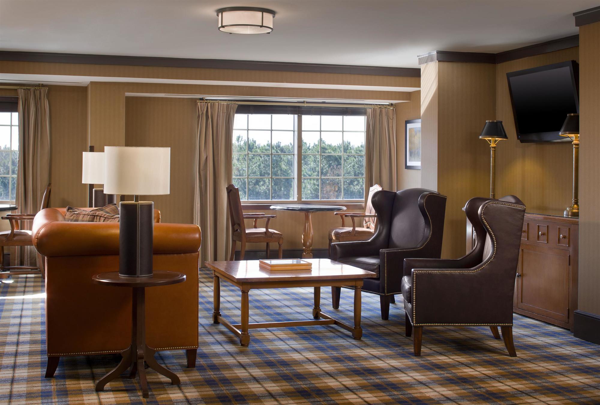 Sheraton Hotel 4*