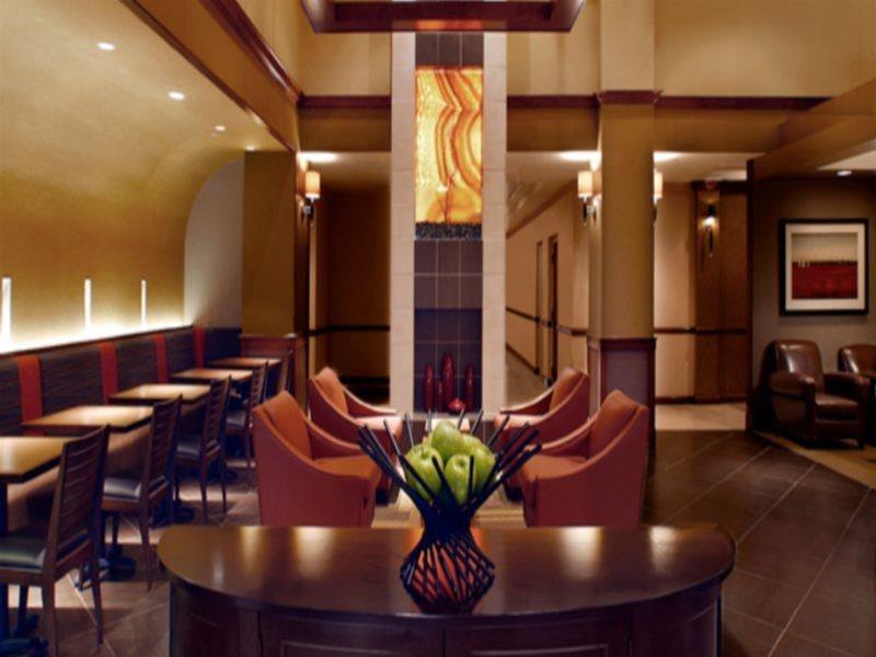 Hyatt Place Airport