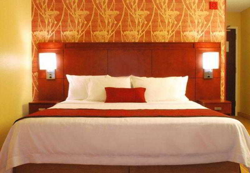 Courtyard By Marriott Airport/ Northeast Hotel Jacksonville
