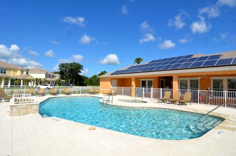 Serenity By Vhc Hospitality *