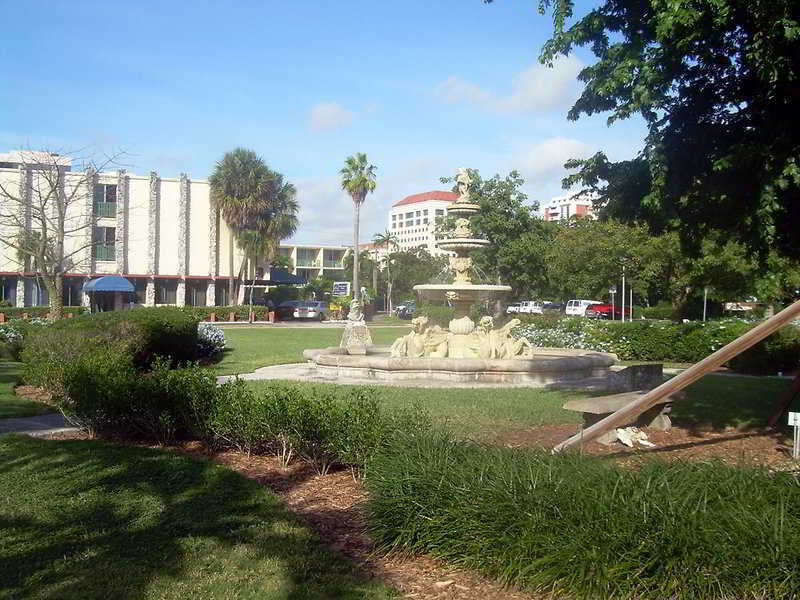 Chateaubleau Coral Gables