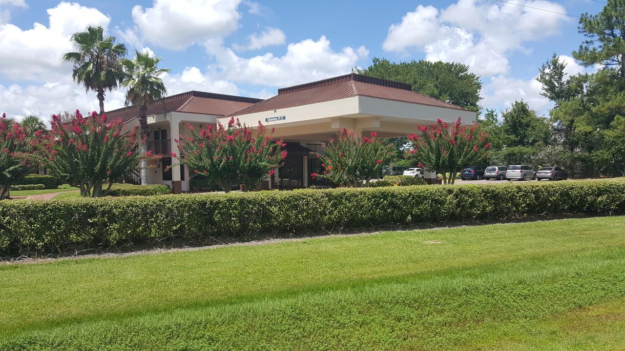 Days By Wyndham Airport Hotel Jacksonville
