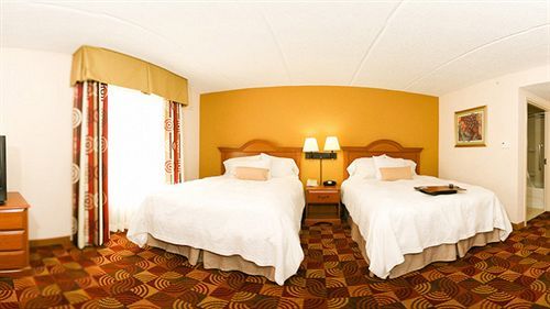 Hampton & International Drive North Hotel 3*