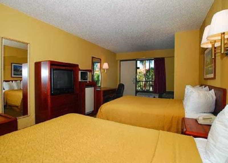 Quality & Airport Hotel