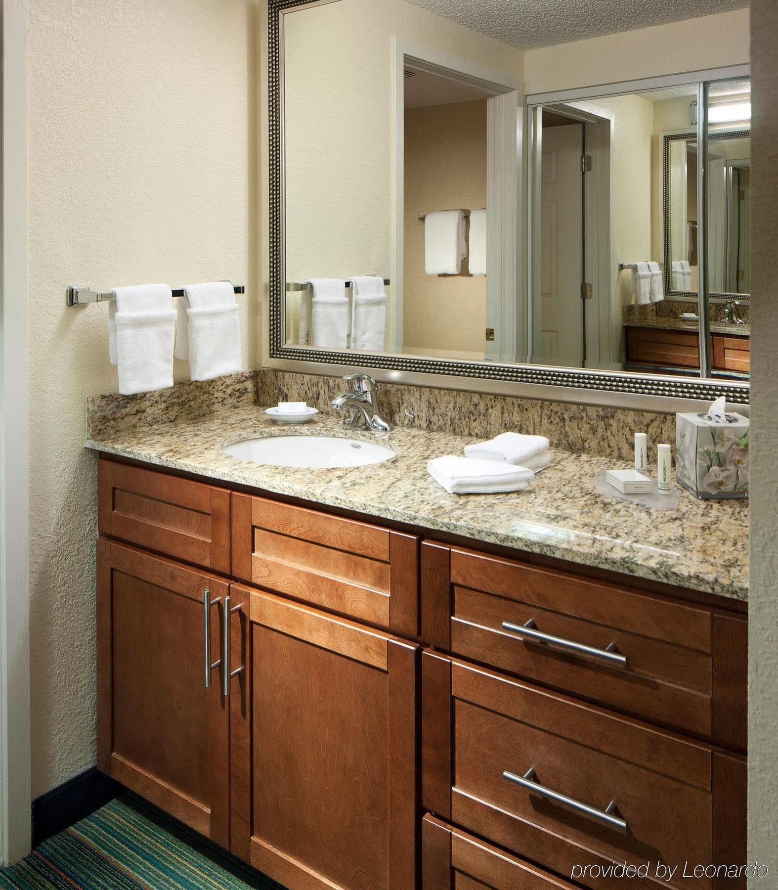 The At Mayo Clinic Hotel Jacksonville