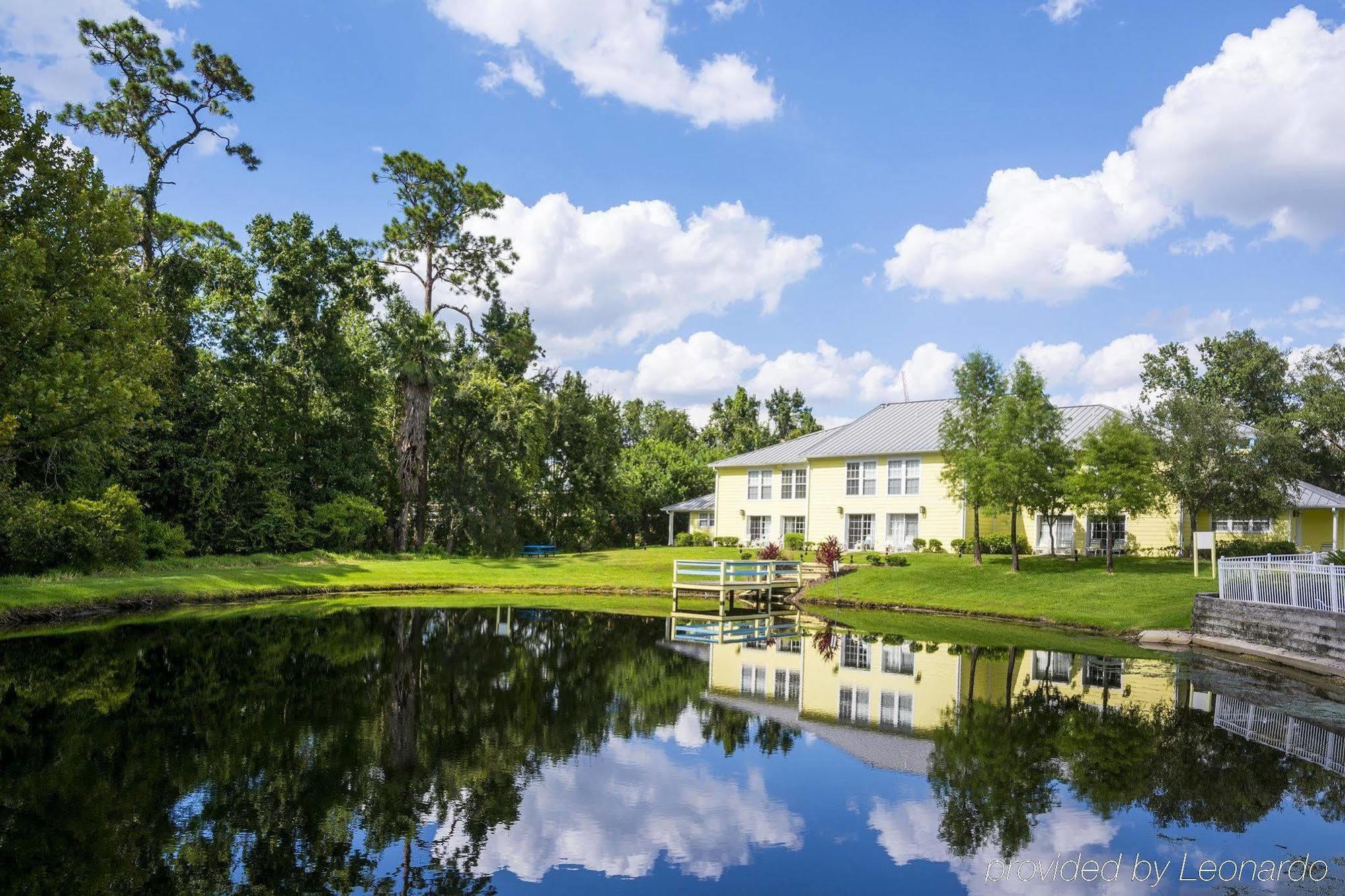 Barefoot'n Kissimmee