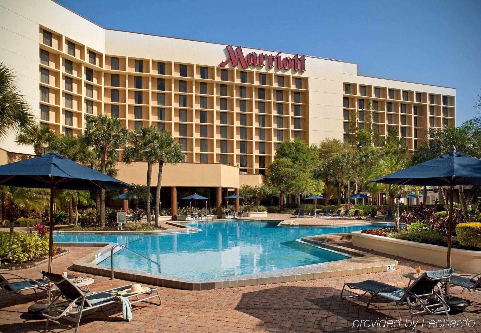 Hotel Marriott Airport Lakeside 4*