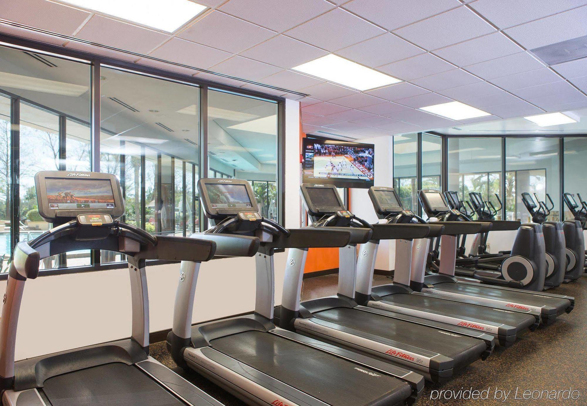 Marriott Airport Lakeside Hotel 4*