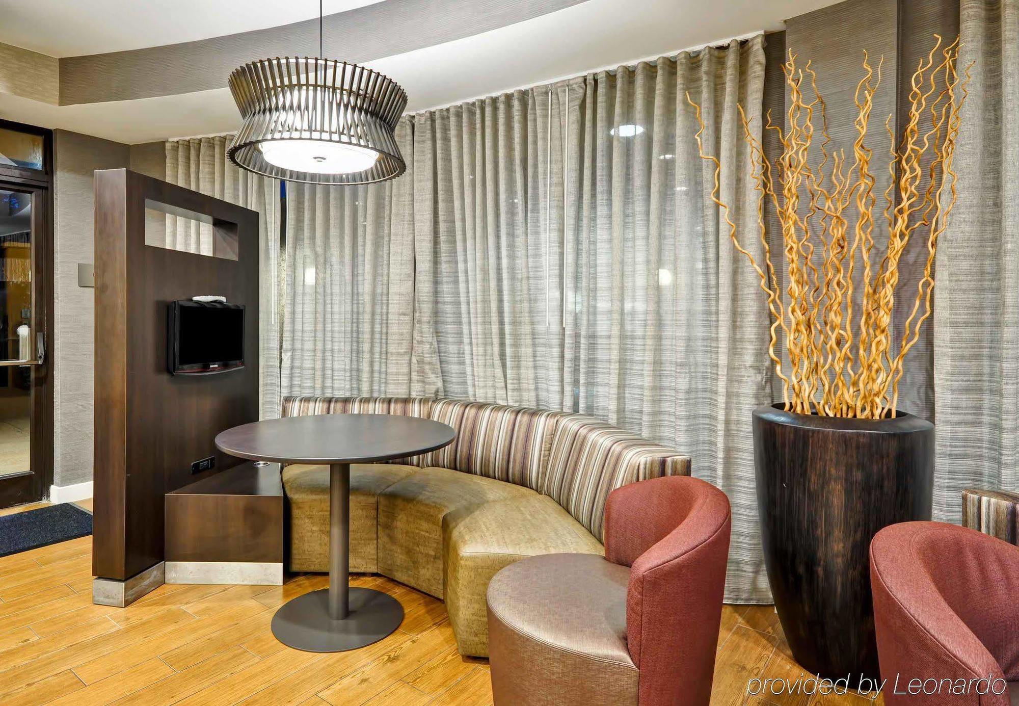 Hotel Courtyard By Marriott Airport/ Northeast 3*