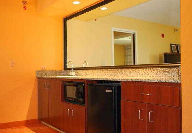 Hotel Courtyard By Marriott Airport/ Northeast Jacksonville