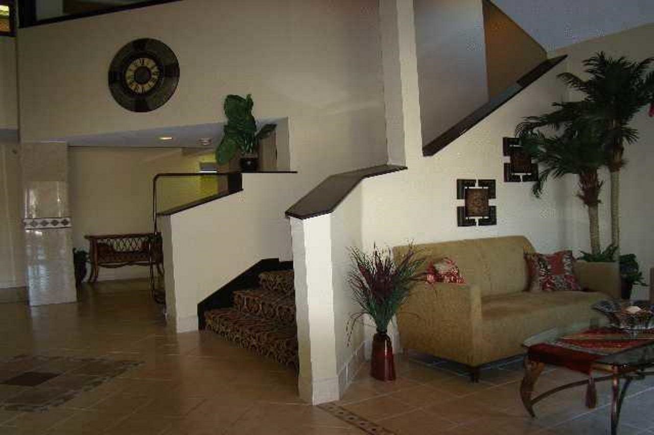 Hotel Destiny Palms Maingate West