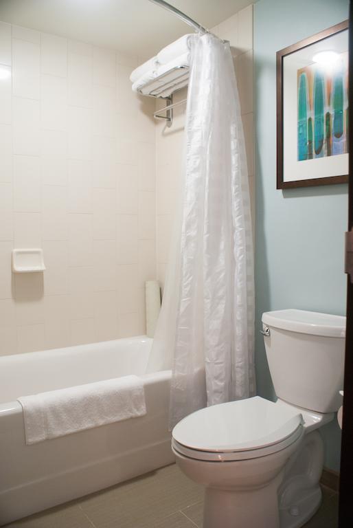 Hyatt Place Airport