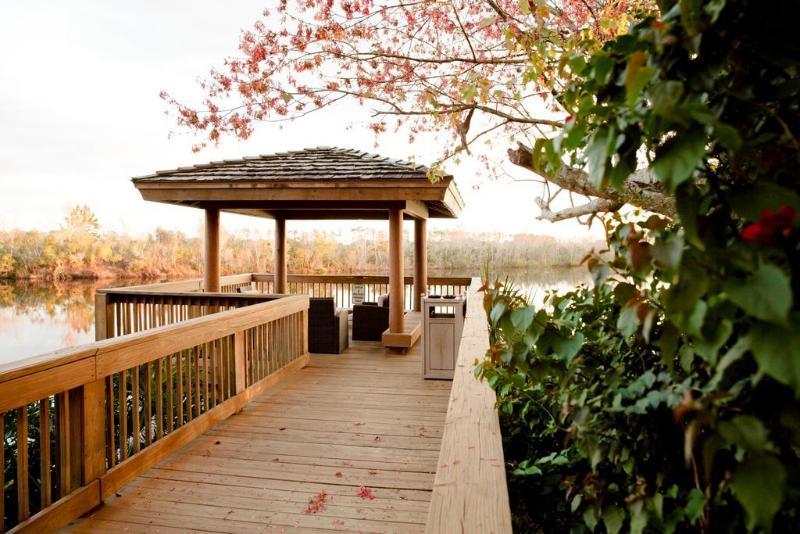 Hotel Marriott Airport Lakeside 4*