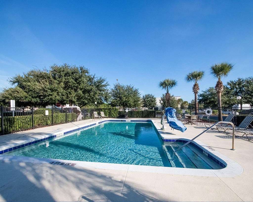 Hometowne By Red Roof Orlando South Motel Williamsburg