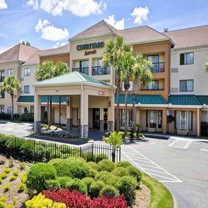 Hotel Courtyard By Marriott Airport/ Northeast