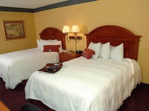 Ramada By Wyndham Florida Mall Hotel