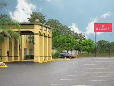 Econo Motel 2*