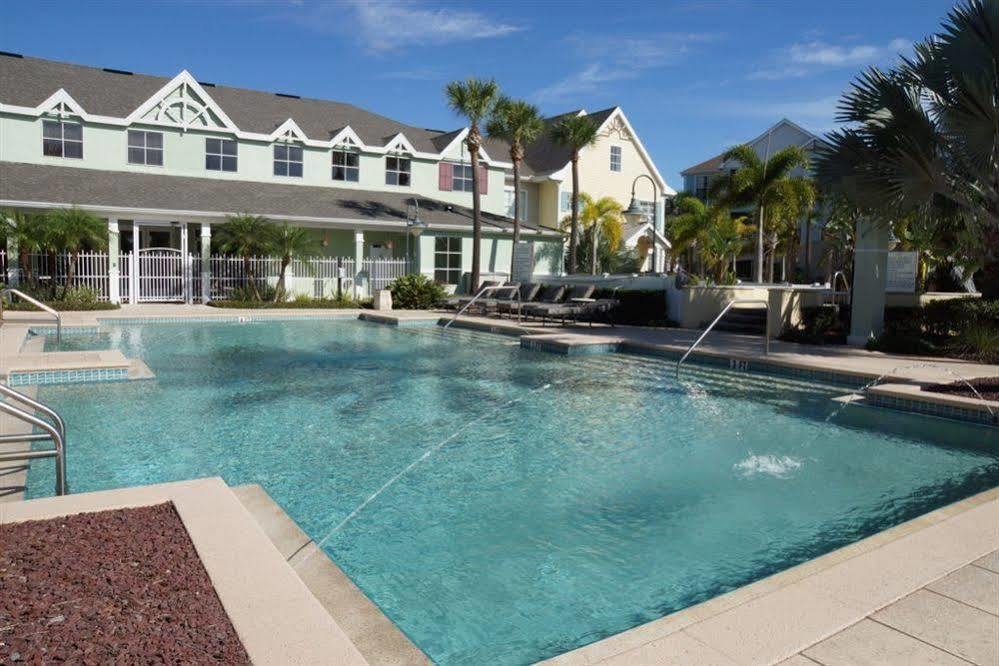 Runaway Vacations Hotel