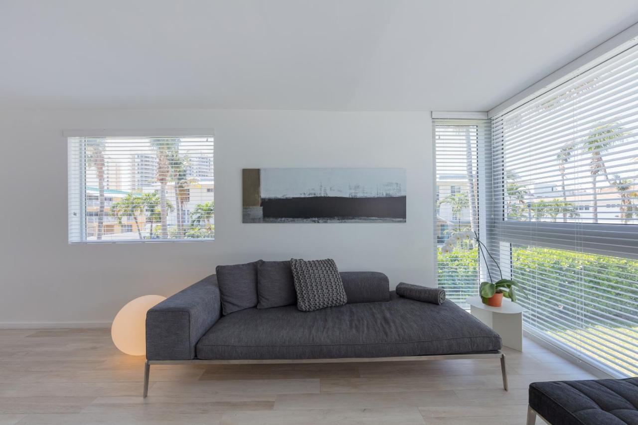 Haus Contemporary Key Biscayne
