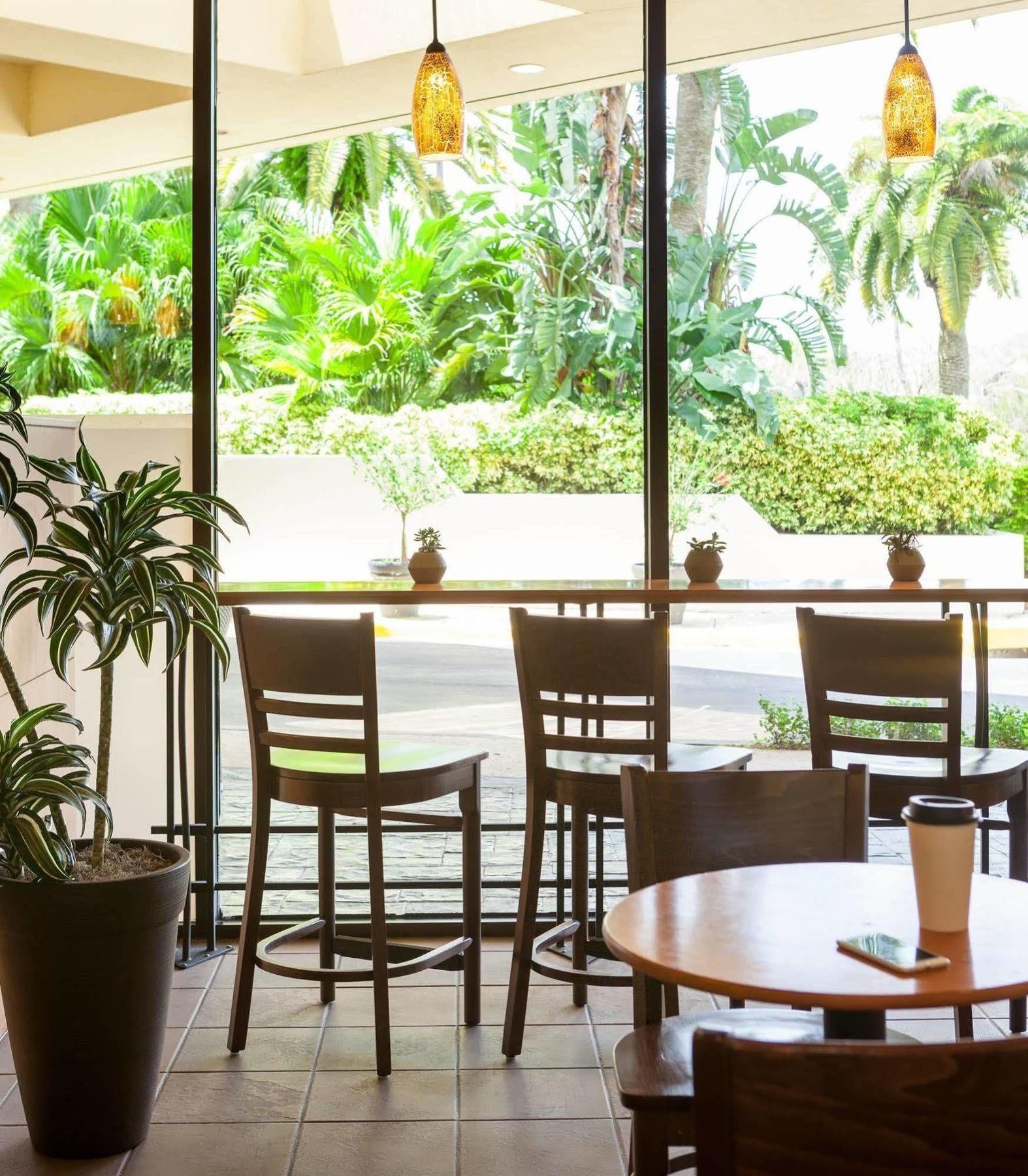 Hotel Marriott Airport Lakeside