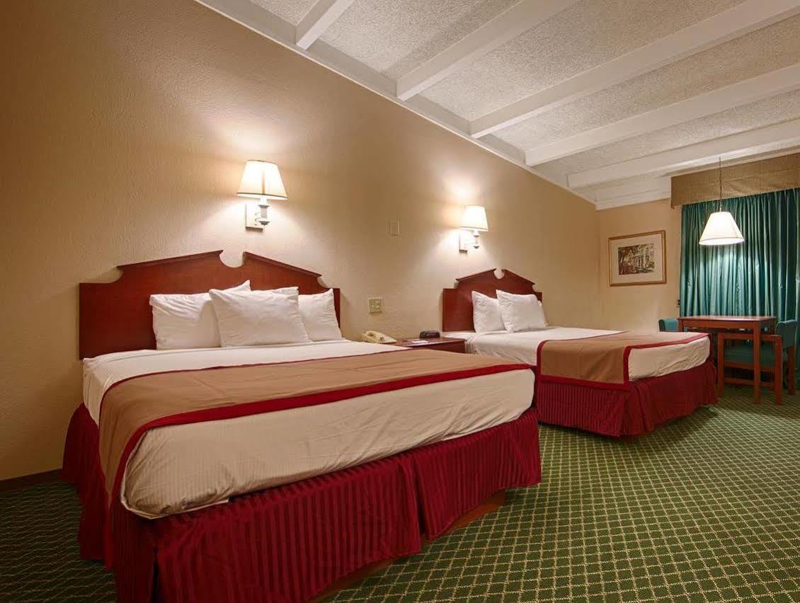 Western West Hotel