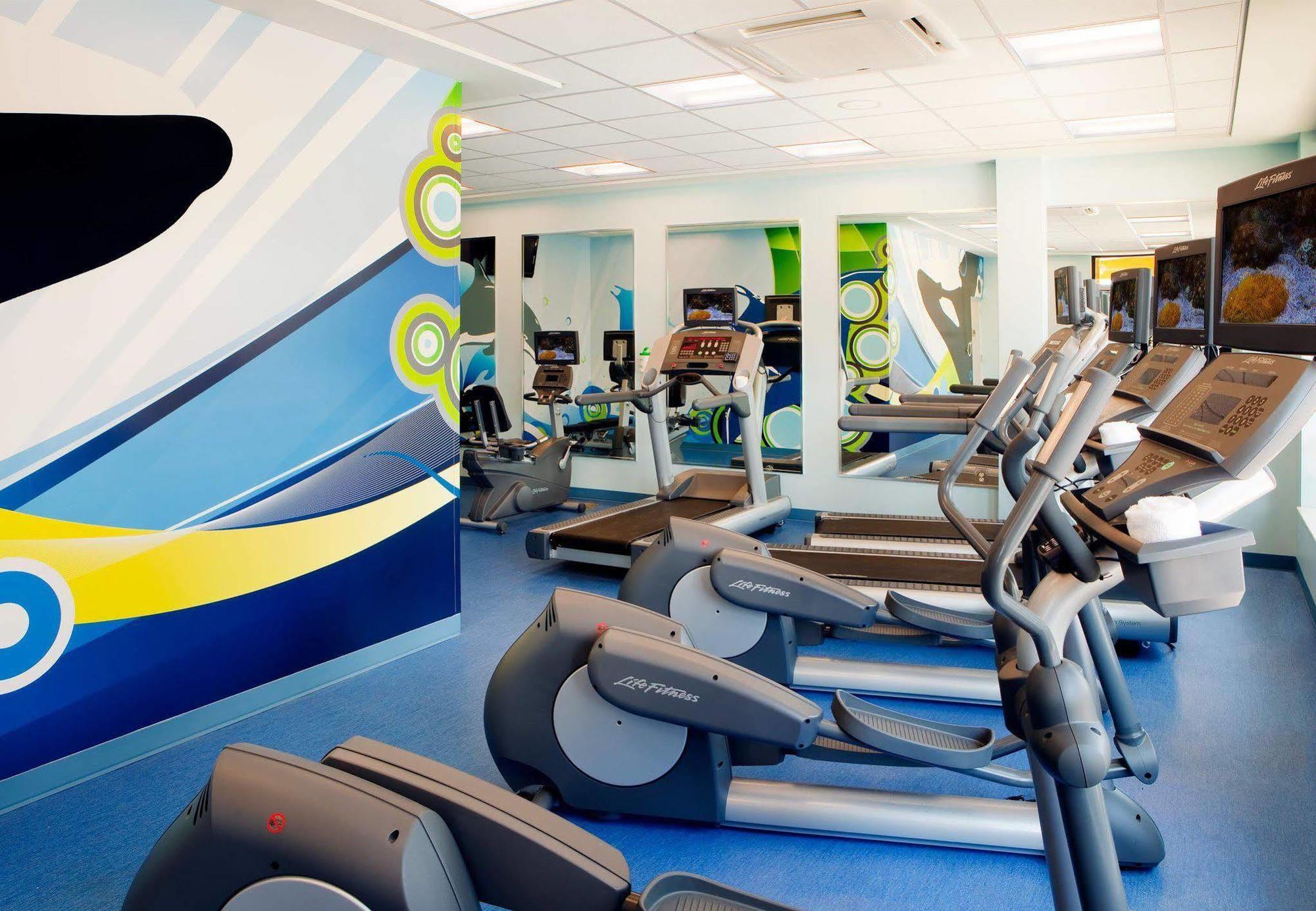 Fairfield By Marriott Orlando At Seaworld Hotel