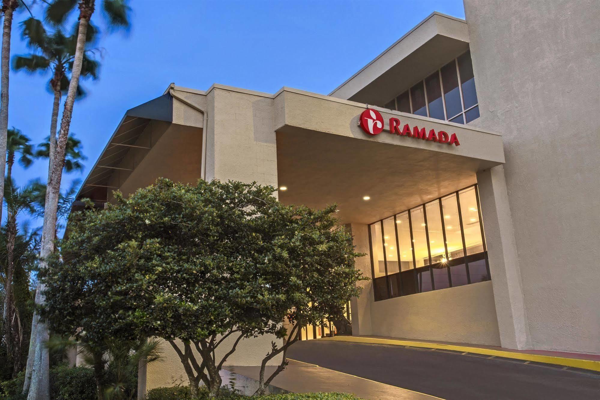 Ramada Downtown Hotel