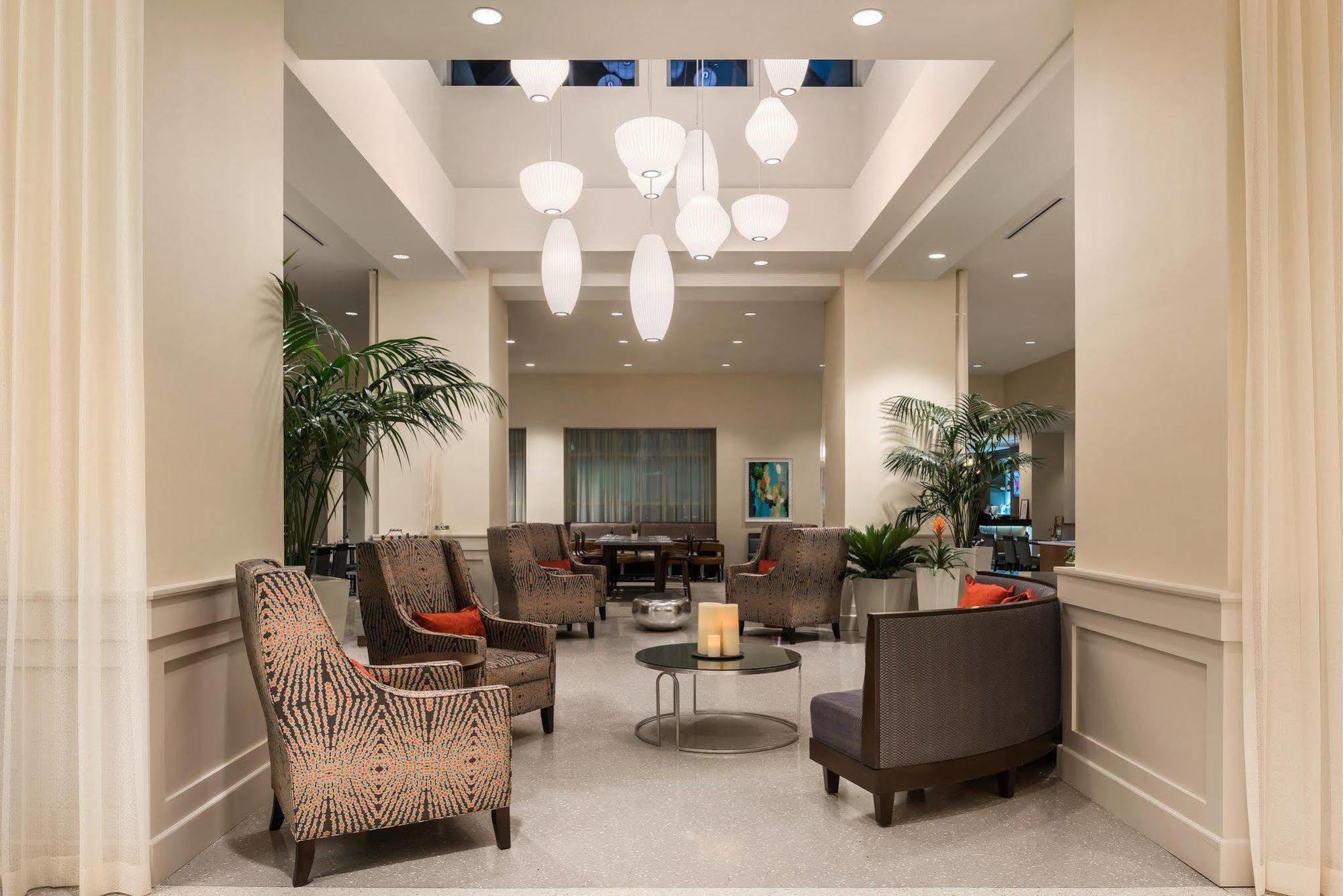 Hilton Garden Miami Dolphin Mall 3*