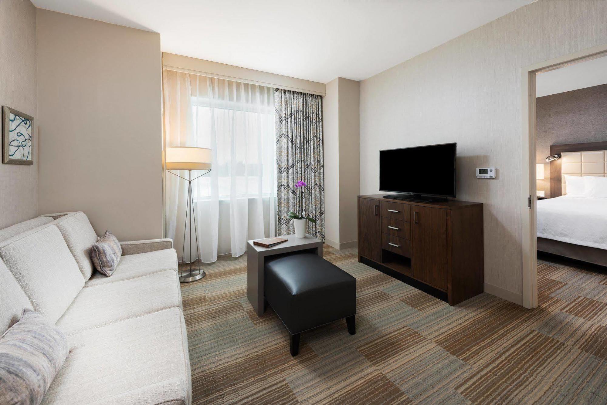 Hotel Hilton Garden Miami Dolphin Mall 3*
