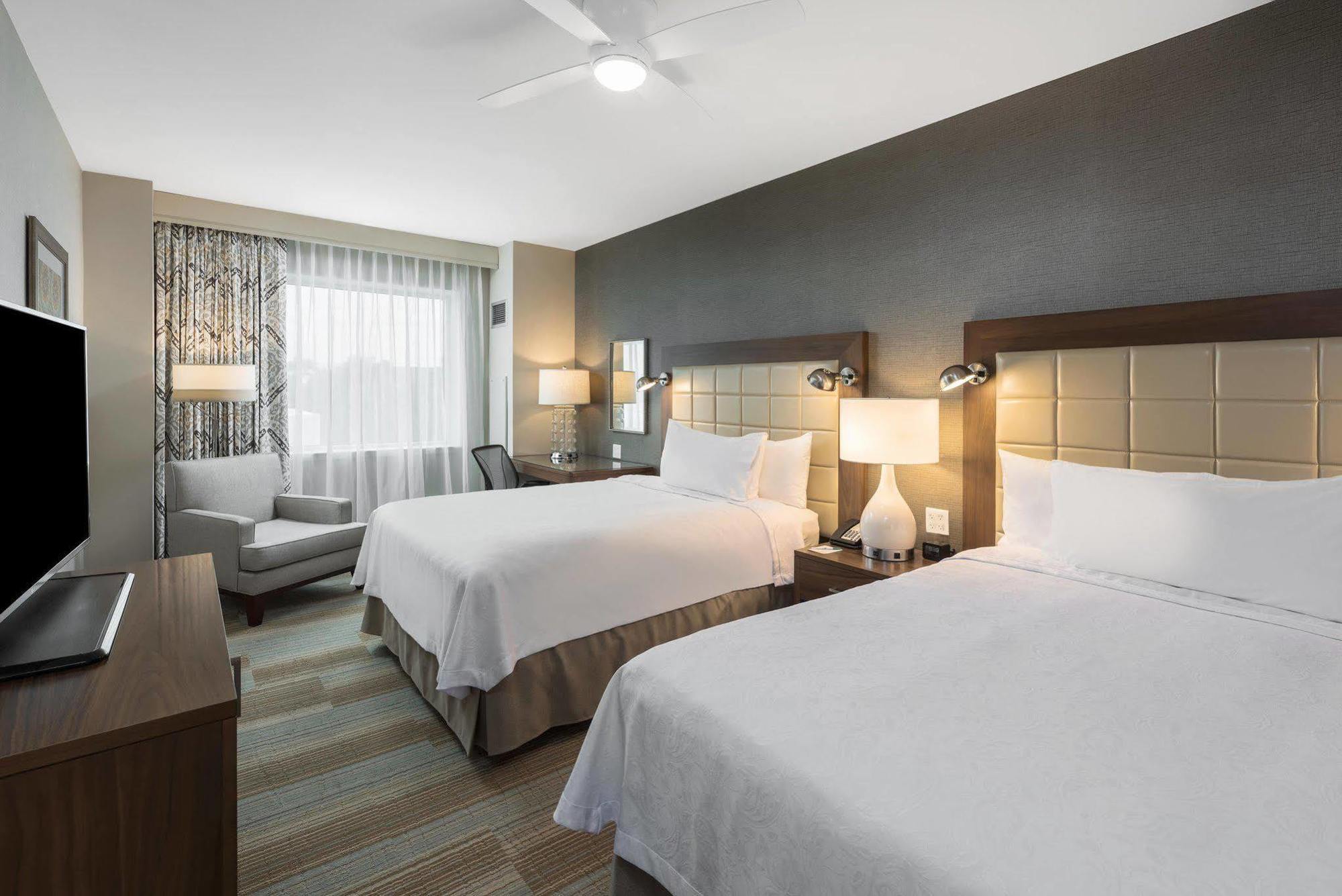 Hilton Garden Miami Dolphin Mall 3*