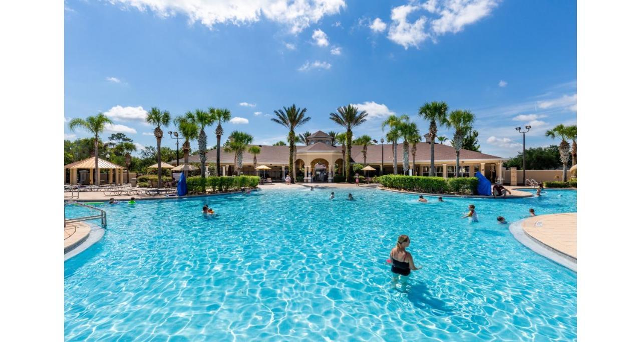 Palace In Paradise *