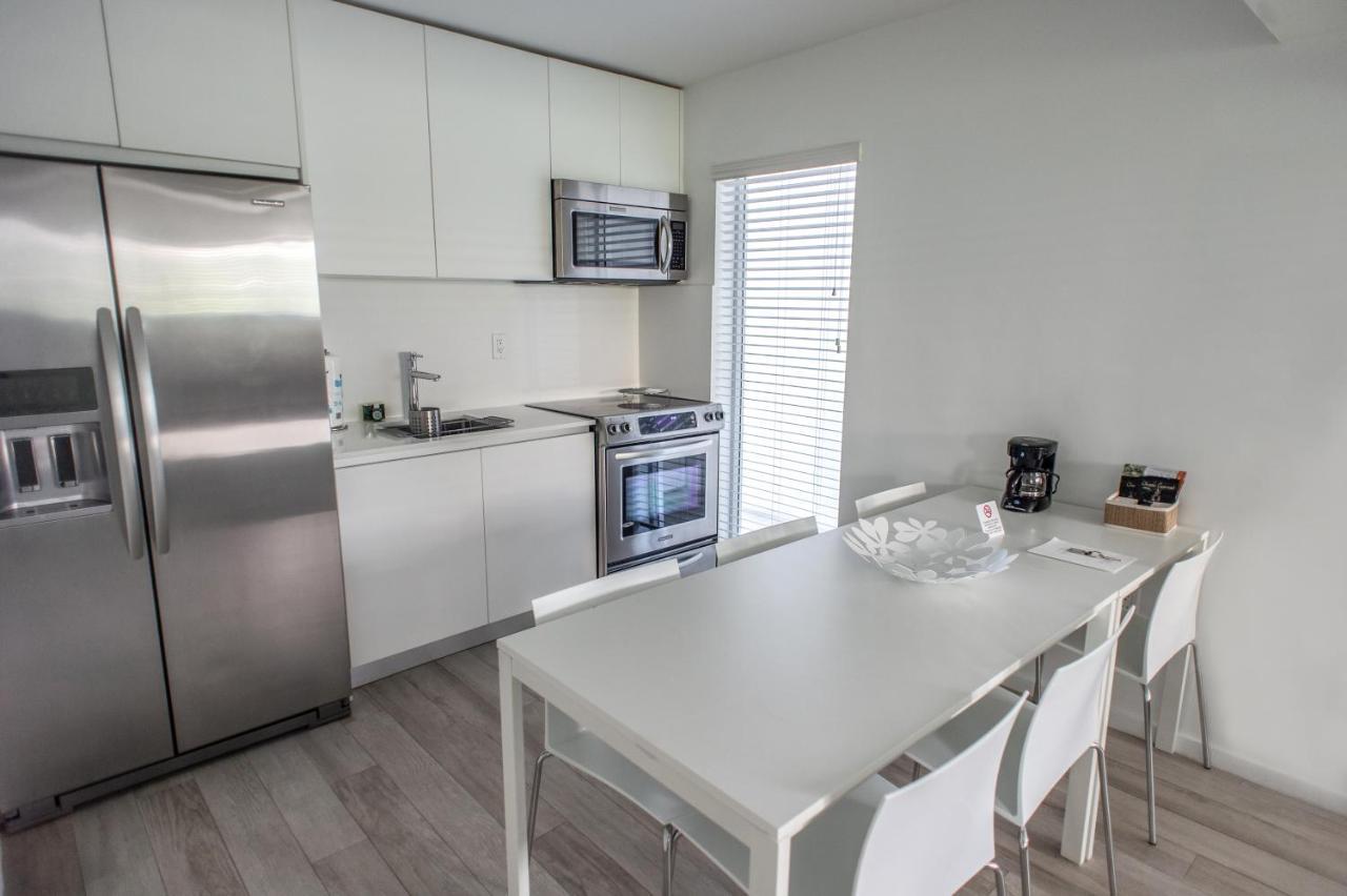 Haus Contemporary Key Biscayne