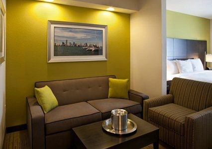 Comfort Miami Airport North 3*