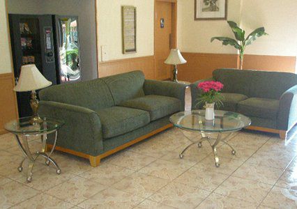 Motel Econo 2*