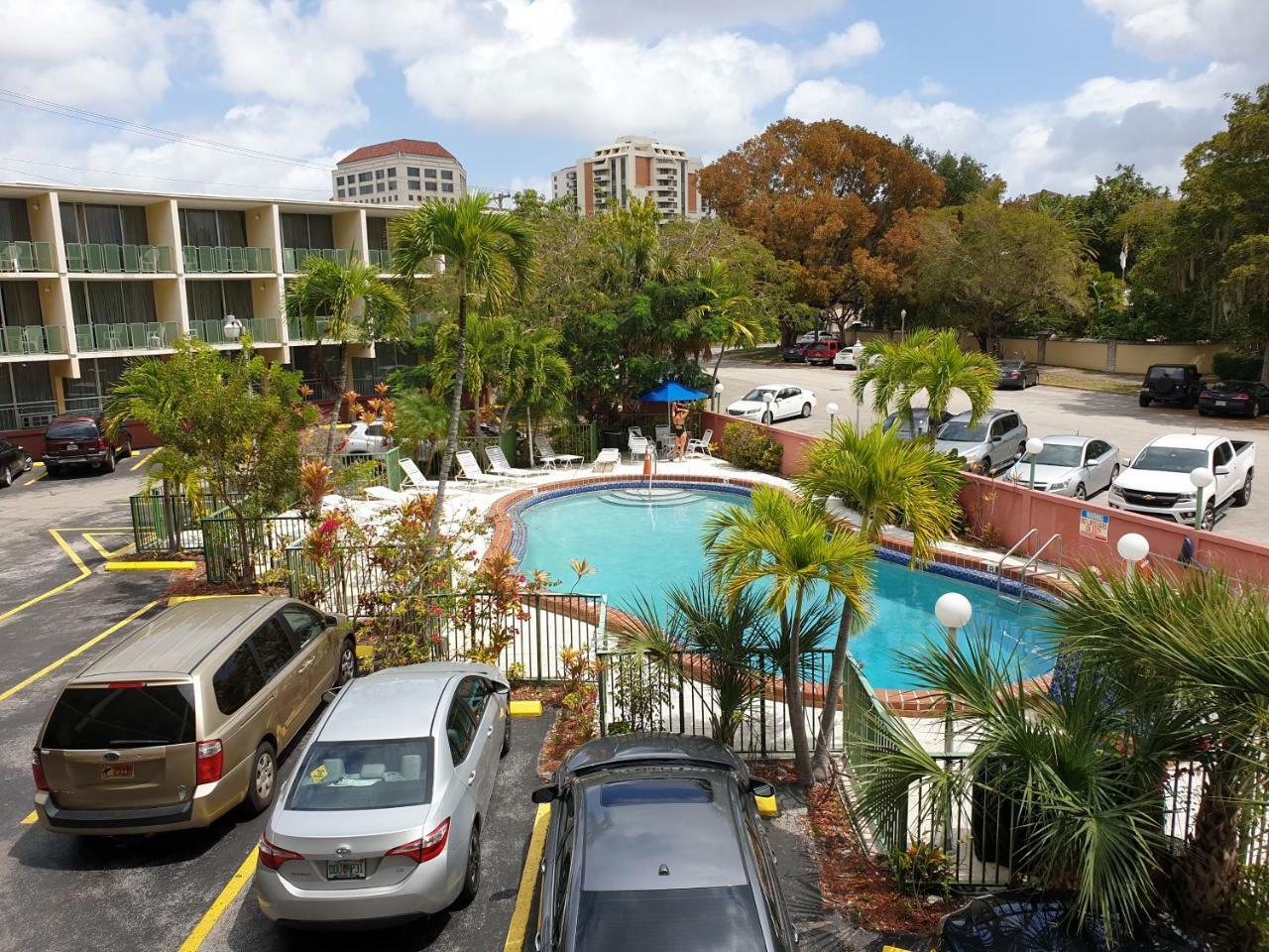 Chateaubleau Hotel Coral Gables
