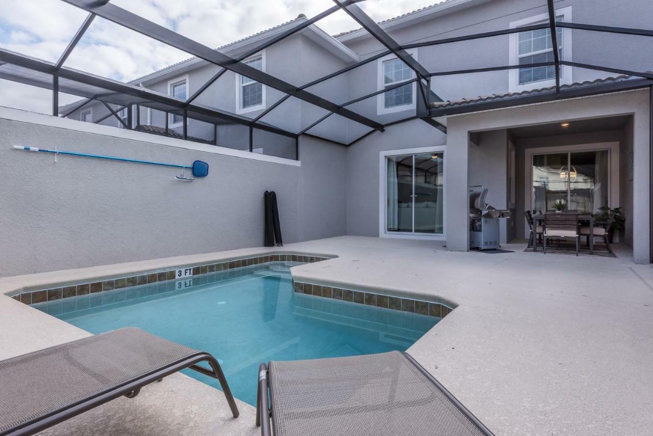 Amazing With A Private Pool Near Villa