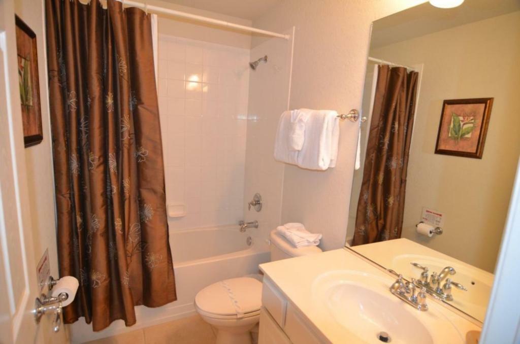 Windsor Hills 5 Bed 5 Bath Pool 7783tb