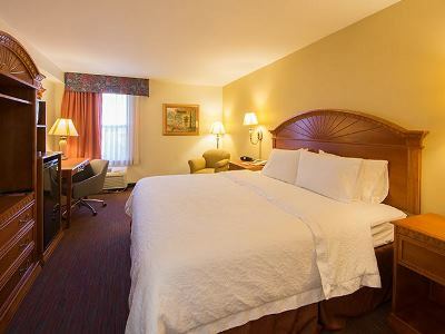Hotel Ramada By Wyndham Florida Mall 3*