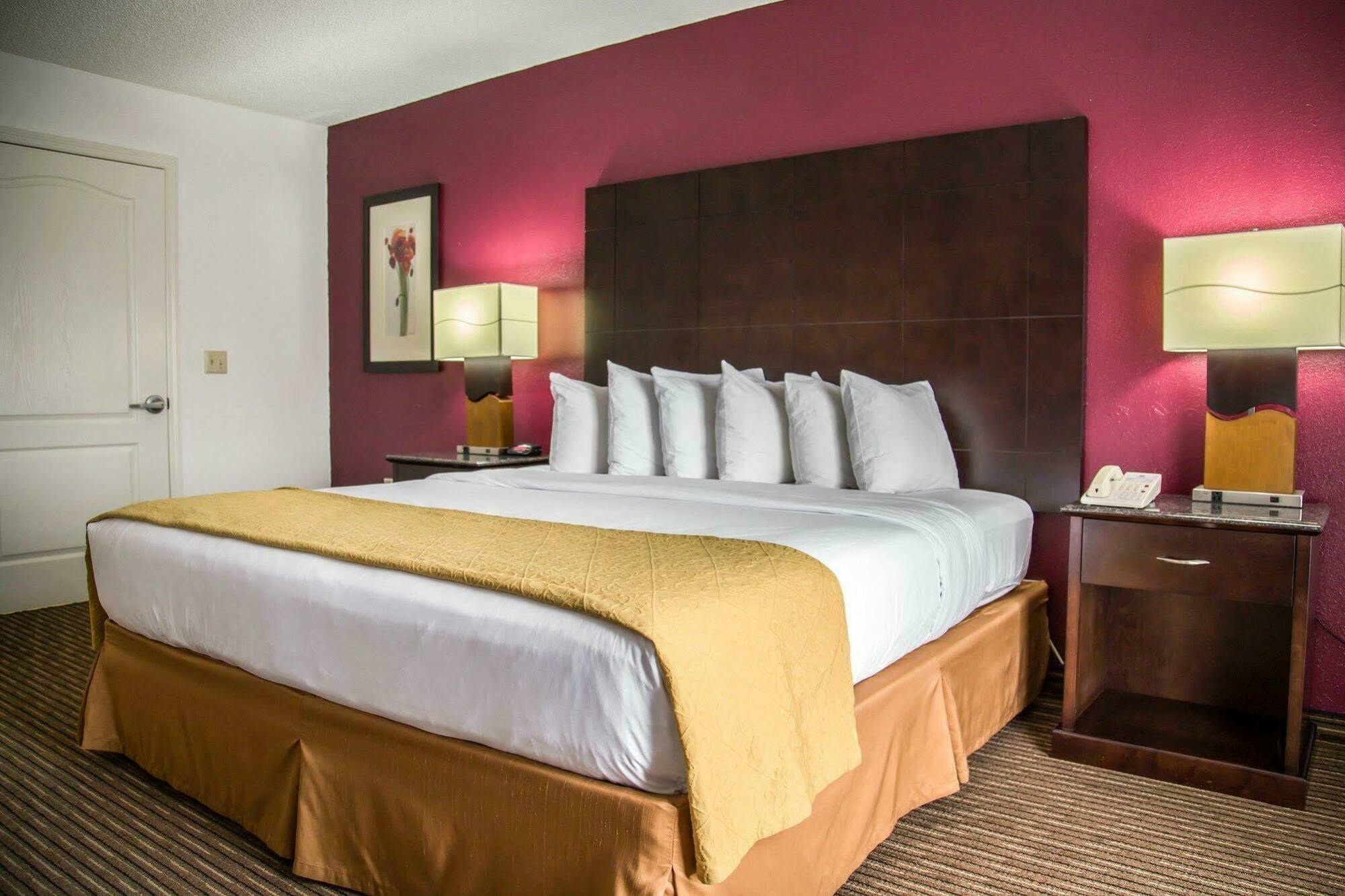 Surestay By Western Orlando Buena Vista Hotel