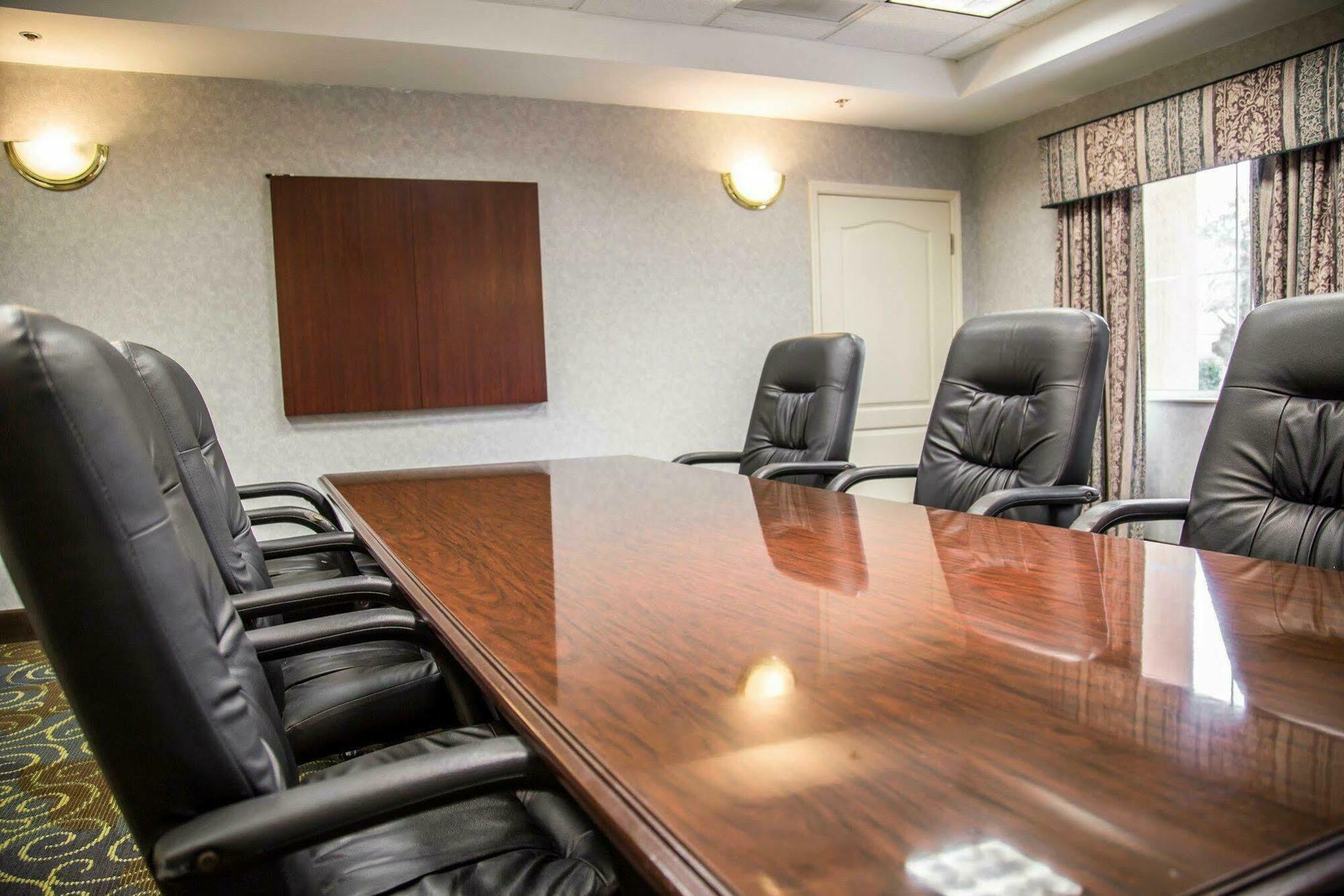 Surestay By Western Orlando Buena Vista Hotel