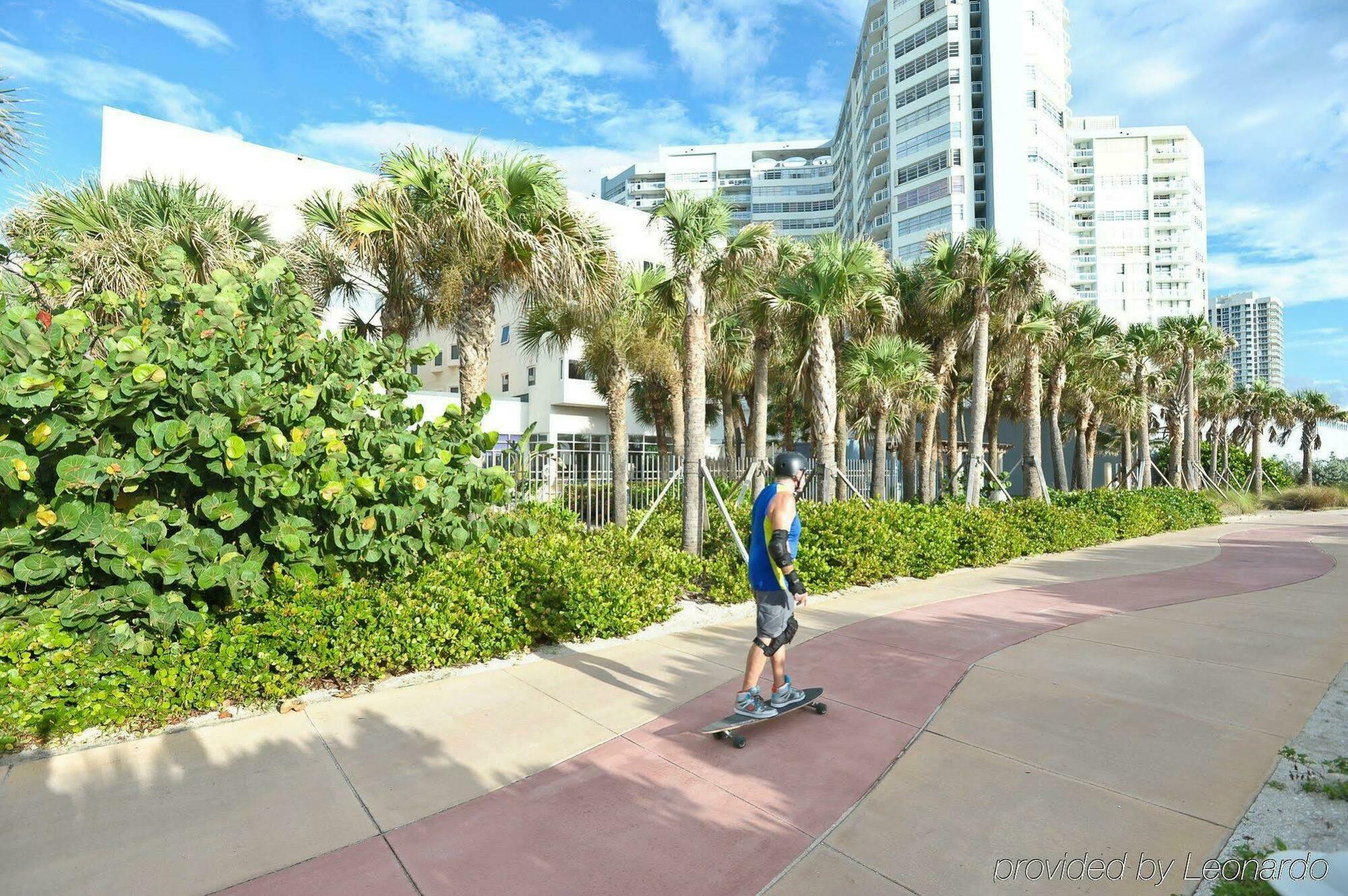 Hotel Crystal Miami Oceanfront