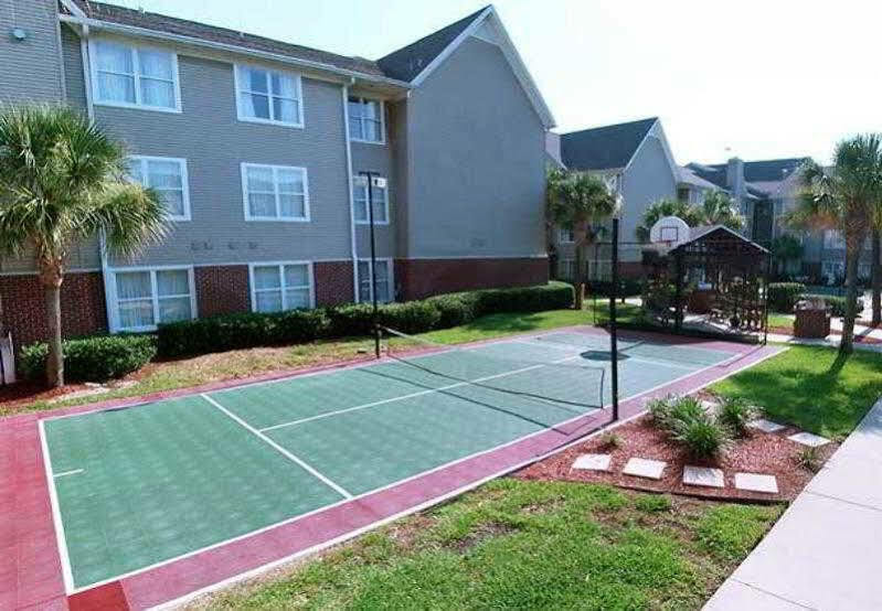 By Marriott Butler Boulevard Hotel