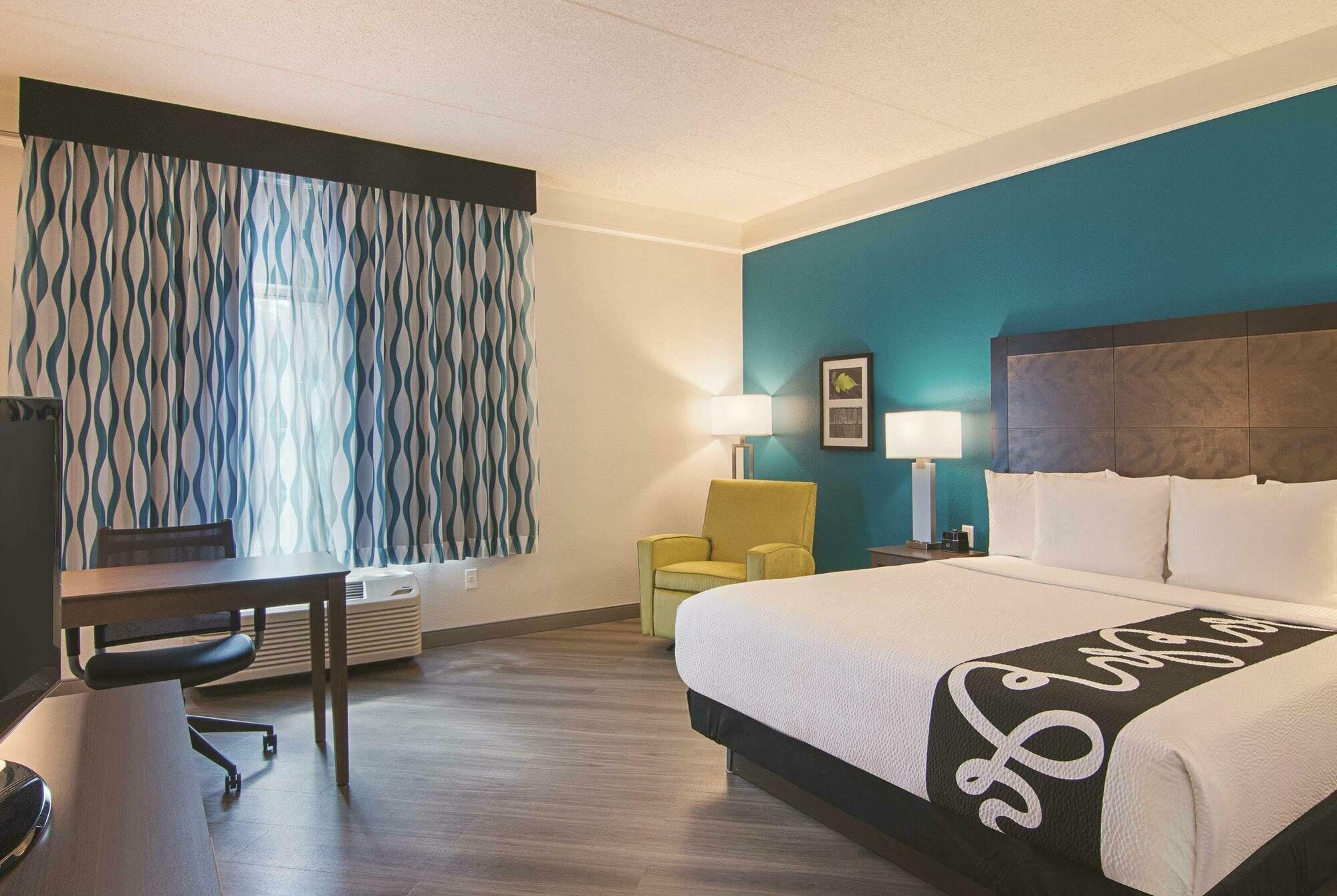 La Quinta By Wyndham Orlando Ucf 3*