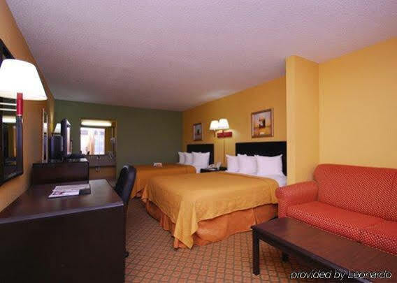 Quality & Airport Hotel