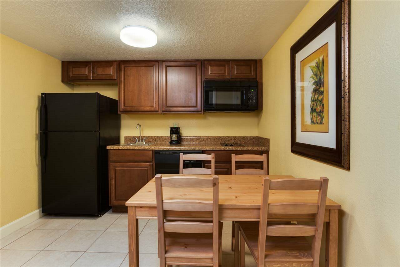 2 Bedroom Resort