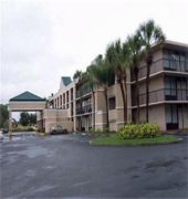 Ramada By Wyndham Near I-4 Altamonte Springs