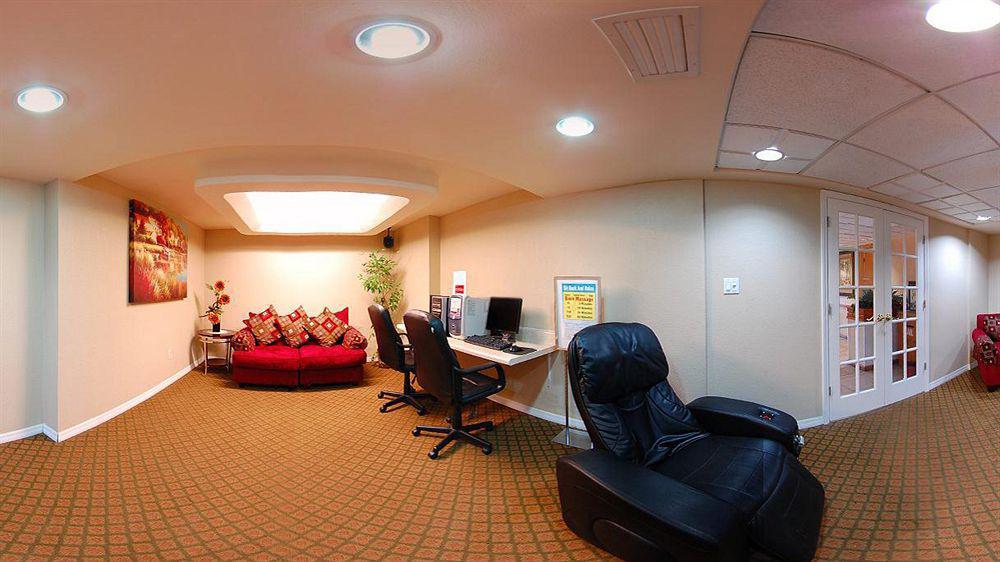 Quality & Airport Hotel