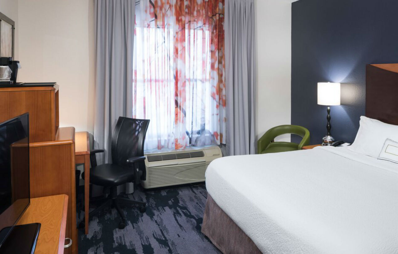 Hotel Fairfield By Marriott Orlando At Seaworld Williamsburg