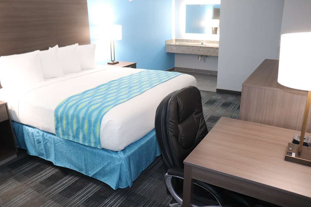 Surestay By Western South Hotel 3*